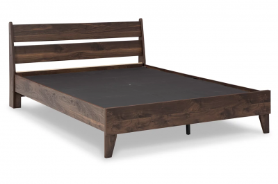 Calverson Queen Panel Platform Bed in Mocha - EB3660B1