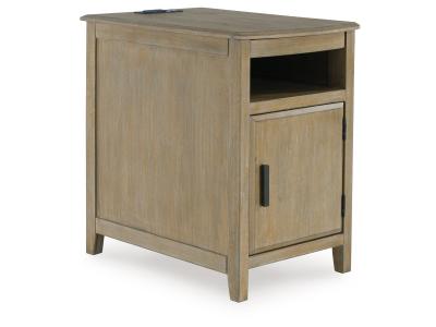 Chair Side End Table/Devonsted T310-317