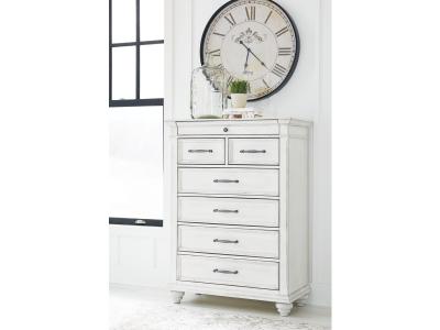 Benchcraft Kanwyn Whitewash Chest with 7 Drawers - B777-46