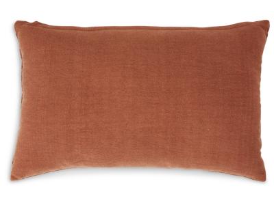 Dovinton/Spice Pillow - A1000899