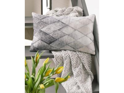 Pacrich Pillow - A1000930