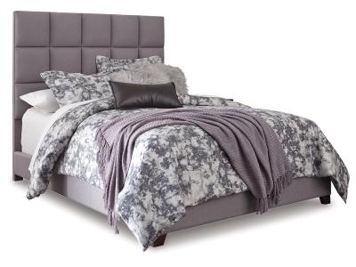 Queen Upholstered Bed/Dolante B130-381