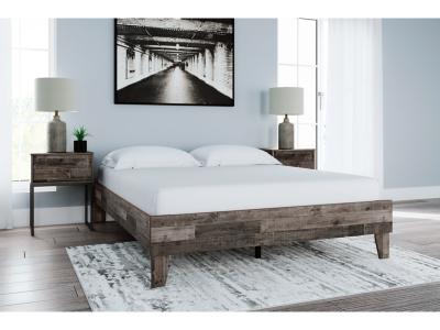 Queen Platform Bed/Neilsville EB2120-113