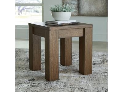 Square End Table/Rosswain - T763-2