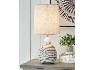 Metal Table Lamp (1/CN)/Aleela L204194