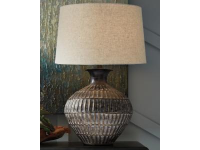 Metal Table Lamp (1/CN)/Magan L207354