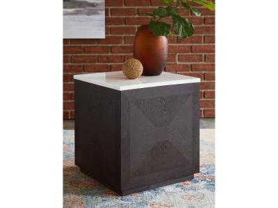 Henridge Accent Table - A4000563