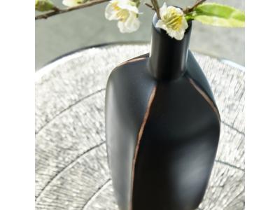 Vase (3/CS)/Rhaveney/Black A2000552