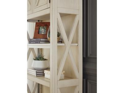 Large Bookcase/Bolanburg H647-17