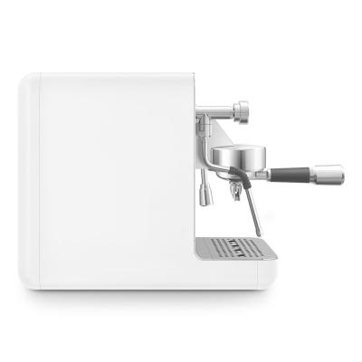 SMEG Espresso Manual Coffee Machine in White - EMC02WHMUS