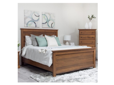 Polo Queen Panel Bed in Caramel Finish - 800-Q