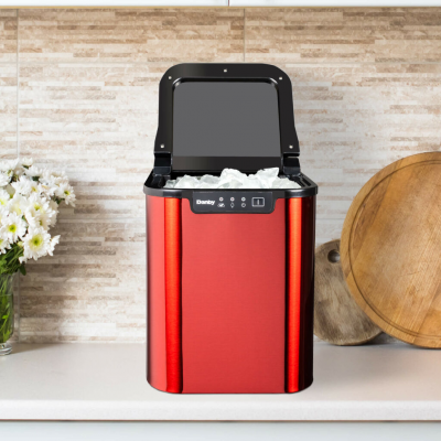 Danby Countertop Ice Maker in Red - DIM2500RDB